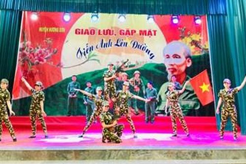 Sôi nổi hoạt động tiễn tân binh lên đường nhập ngũ