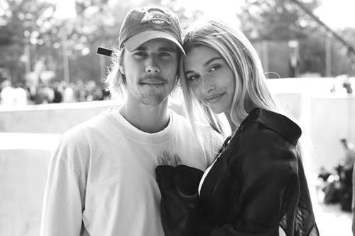 Vợ Justin Bieber kể chuyện tình ngọt ngào như phim với ông xã
