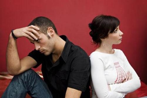 Vợ làm quá khi biết tôi 'bóc bánh trả tiền'