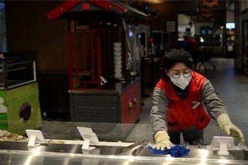 Trung Quốc loay hoay tái khởi động nền kinh tế giữa dịch Corona