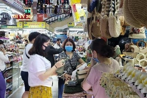 Tiểu thương Đà Nẵng chủ động thích ứng trong thời dịch nCoV