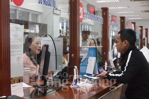 Đà Nẵng thí điểm đưa vào sử dụng Máy cấp phát giấy tờ tự động