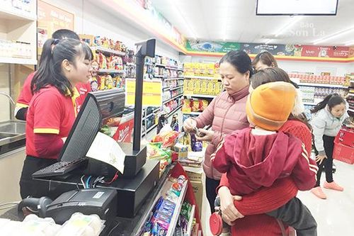 Toàn tỉnh: Tổng mức bán lẻ hàng hóa hơn 2.020 tỷ đồng