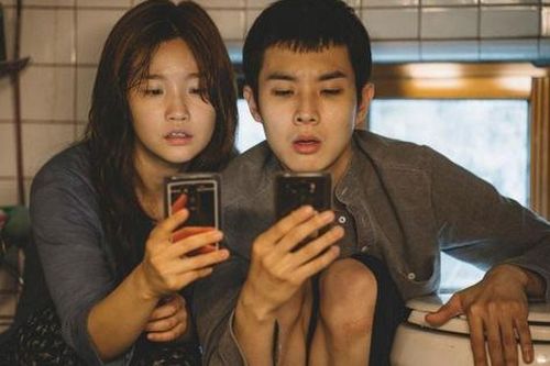 Oscar đã thay đổi quan điểm hay 'Ký sinh trùng' xứng đáng với chiến thắng lịch sử?