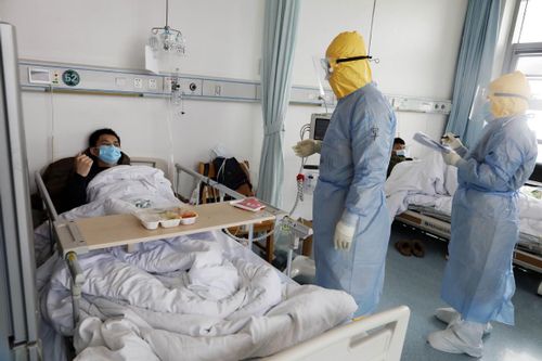 WHO chưa có khuyến cáo mới về thời gian cách ly 14 ngày đối với Covid-19