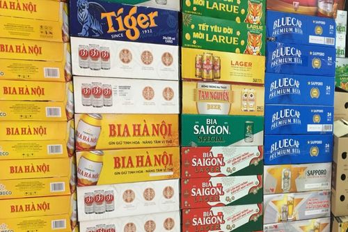 Giữa mùa dịch corona, bia giảm giá vẫn ế hàng