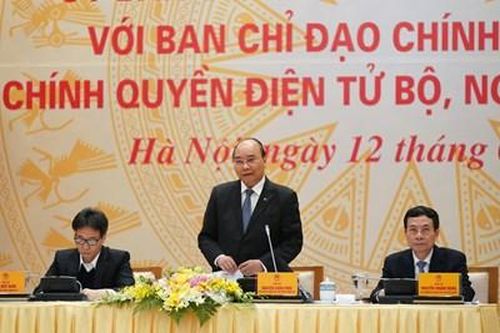 Xây dựng Chính phủ điện tử trước tiên cần con người và thể chế, sau đó mới là công nghệ