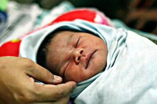 'Sinh thuận tự nhiên' và tai biến khó lường... sản phụ vẫn cố thử