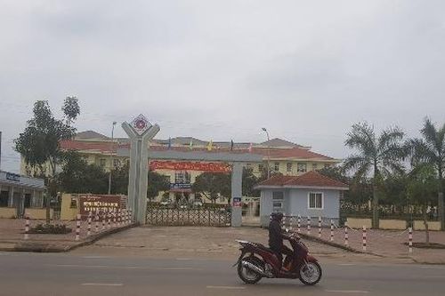Bị cách ly sau khi tiếp xúc với chồng của bệnh nhân nhiễm nCoV