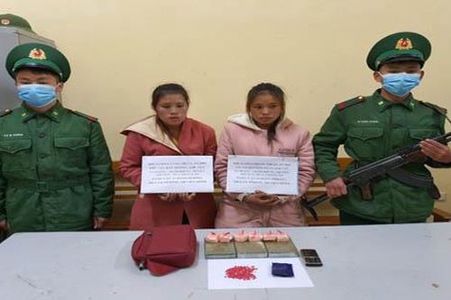 Bắt giữ 2 đối tượng Lào vận chuyển heroin vào Việt Nam
