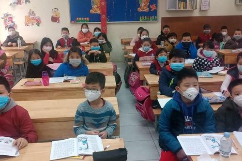 Các địa phương có thể cho học sinh đi học trở lại