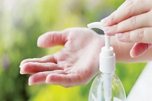 Không lạm dụng sản phẩm sát khuẩn tay nhanh
