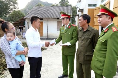 Hoàn thành 100% việc bố trí Công an chính quy đảm nhiệm chức danh Công an xã