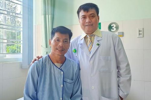 Phẫu thuật thành công cho bệnh nhân hở nặng van và phình to góc động mạch chủ