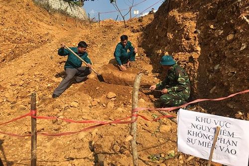 Phát hiện quả bom khoảng 400 kg ở Điện Biên