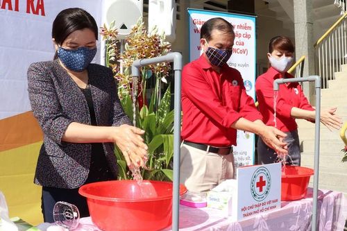 Tuyên truyền rửa tay đúng cách