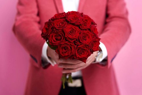 Ngày Valentine: Hoa hồng, chocolate và hơn thế nữa