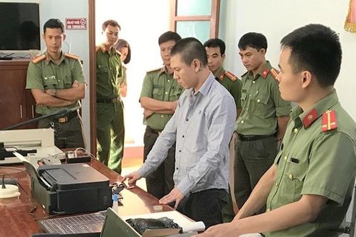 Từ vụ sản xuất gần 2 tỷ đồng tiền giả, học cách phân biệt tiền thật - giả