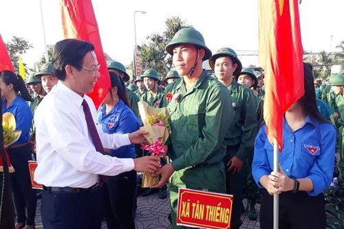 Hàng nghìn thanh niên ĐBSCL hăng hái lên đường bảo vệ tổ quốc