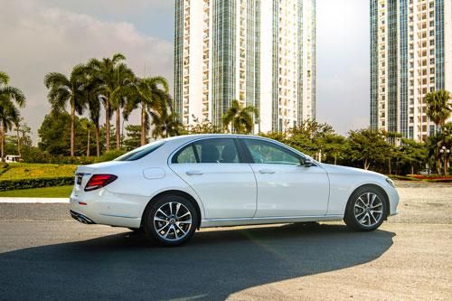 Chi tiết Mercedes-Benz E200 Exclusive 2020 giá 2,290 tỷ tại Việt Nam