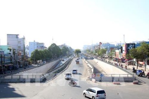 Hầm chui An Sương thi công trở lại sau hơn một năm tạm ngừng