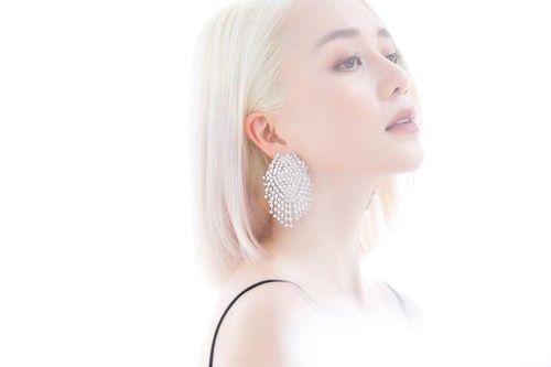Thiều Bảo Trang phát hành ca khúc mới dịp Valentine, nghẹn ngào gửi lời cảm ơn đến người nhạc sĩ quá cố