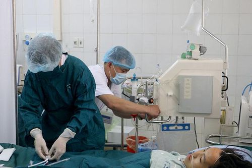 Bệnh viện giảm 'nhiệt' nhờ Nghị định 100
