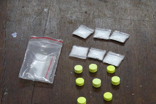 Pleiku: Phát hiện 6 đối tượng tàng trữ, sử dụng ma túy