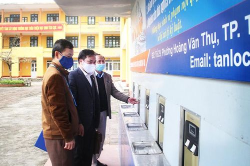 Chuẩn bị điều kiện cho học sinh đi học trở lại