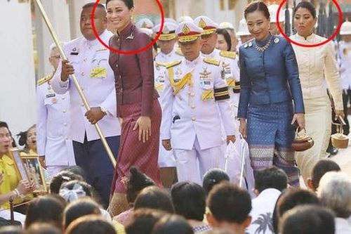 Hình ảnh Hoàng hậu Thái Lan mặc đẹp lấn át 2 con riêng của chồng khiến nhiều người chú ý