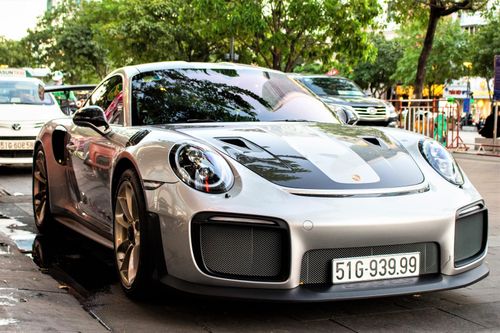 Porsche 911 GT2 RS với gói nâng cấp độc nhất Việt Nam