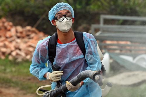 Tung tin nhảm bị nhiễm virus corona để trốn chủ nợ