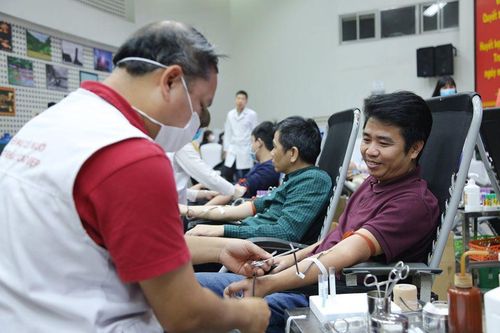 Thiếu trầm trọng nhóm máu A cứu người bệnh