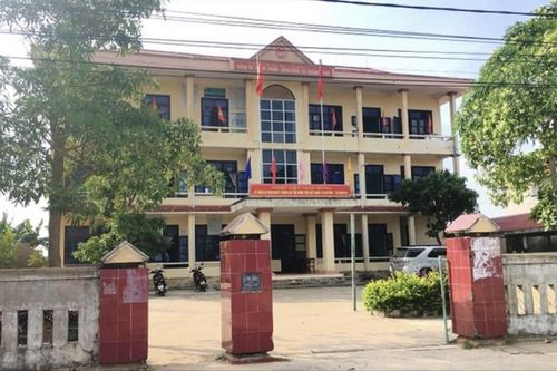 Kỷ luật cán bộ xã 'phù phép' cho nhiều người chết sống lại