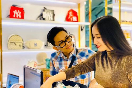 Bị chê vô tâm suốt 10 mùa Valentine, Phan Hiển tặng quà trăm triệu cho Khánh Thi