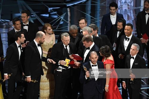 10 câu chuyện bi hài đáng nhớ trong lễ trao giải Oscar (P2)