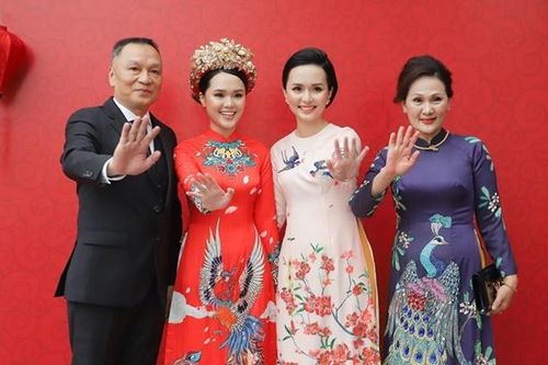 Bố Quỳnh Anh: 'Trao con gái cho Duy Mạnh thì tôi khóc vì quá nghẹn ngào'