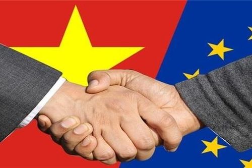 Sau EVFTA, 2 ngân hàng nào sẽ nới room ngoại lên 49%?