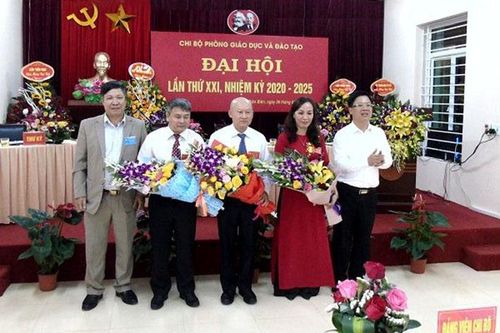 Rút kinh nghiệm qua đại hội điểm cấp cơ sở
