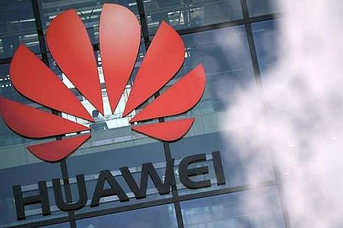 Mỹ - Huawei tiếp tục hục hặc