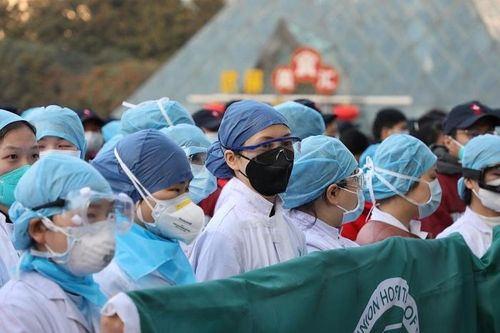 Cuộc chiến với virus corona: 'Kẻ thù trong bóng tối' khiến y, bác sĩ Trung Quốc 'trả giá quá đắt'
