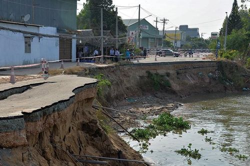 Phó Chủ tịch tỉnh An Giang yêu cầu cấp bách xử lý sạt lở