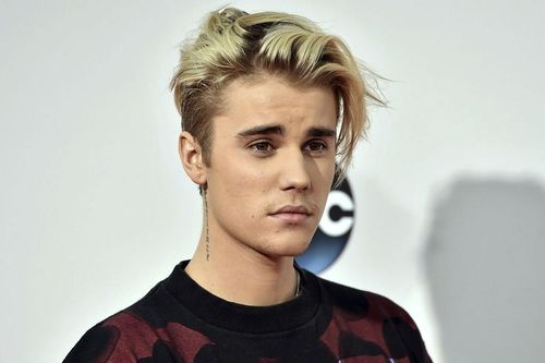 Justin Bieber ủng hộ tiền cho Vũ Hán