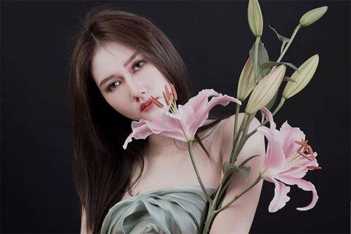 Hương Giang 'Cô gái nhà người ta': Qua một đời chồng không có gì xấu hổ