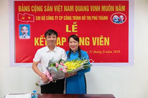 Phát triển đảng viên ở doanh nghiệp ngoài khu vực nhà nước: Tăng cả số lượng và chất lượng