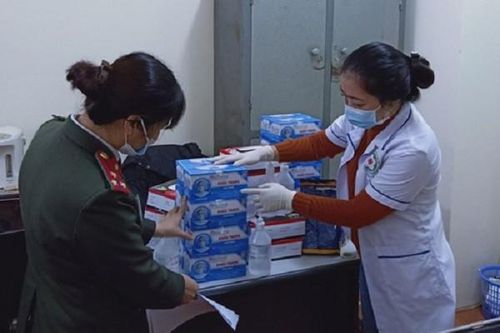 Hà Nội đang cách ly tập trung 48 người, một gia đình 5 người bị cách ly tại nhà