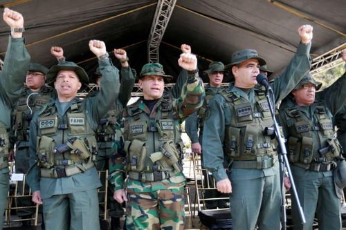 Venezuela tiến hành tập trận rầm rộ trên toàn quốc