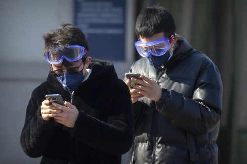 Ca nhiễm virus corona ở TQ giảm liên tiếp 3 ngày sau khi tăng 10 lần