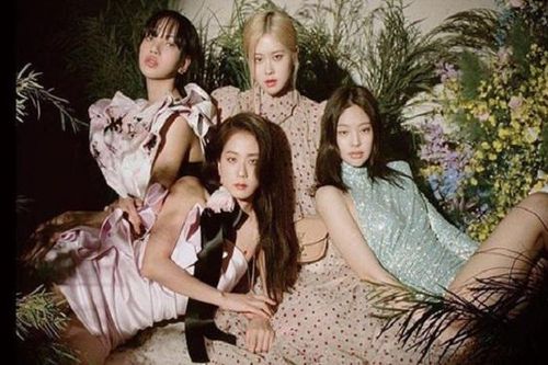 Blackpink đẹp xuất sắc trên tạp chí Vogue Hàn: 'Nàng thơ' của các thương hiệu nổi tiếng
