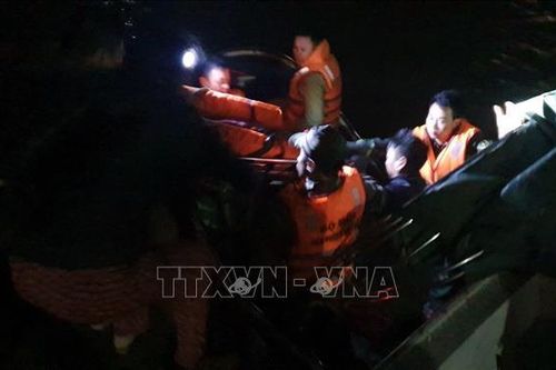 Biên phòng Nghệ An kịp thời ứng cứu ngư dân bị nạn trên biển